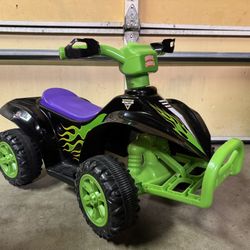 Monster Jam Grave Digger Ride On Toddler Quad