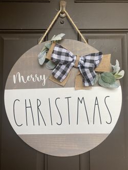 Wood wreath door hanger decor