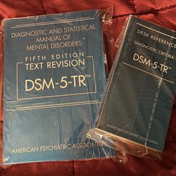 DSM 5 TR 5th Edition & Desk Reference Set 
