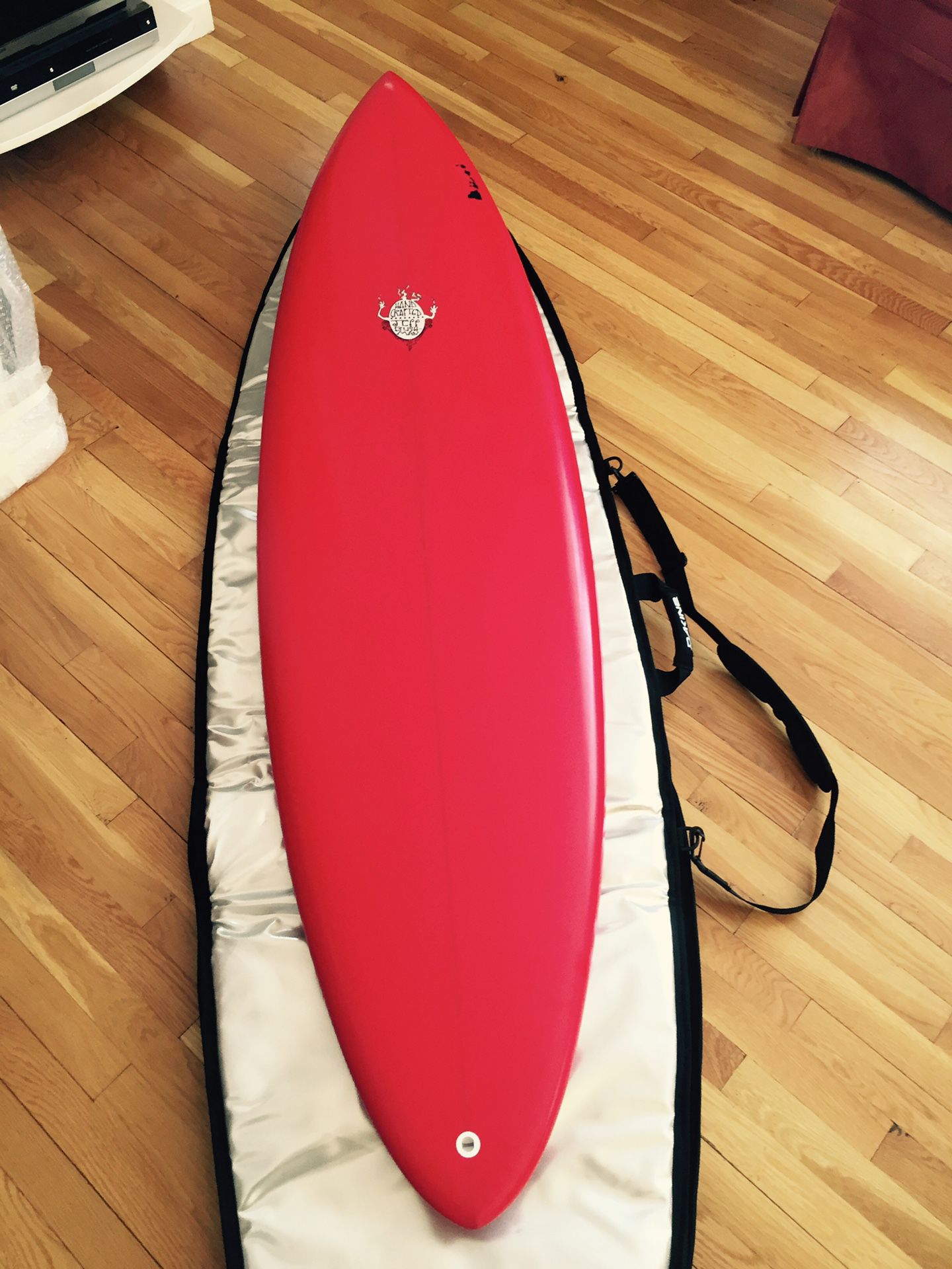Bushman 6’8 Surfboard - Single Fin & Dakine Bag