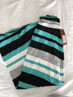 NEW with tags women’s size XS maxi skirt