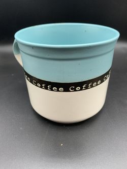 Wide coffee cup