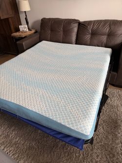 Brand new Queen plush mattress for pullout couch replacement