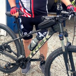 2023 Trek Marlin 5 Mountain Bike