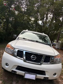 Nissan Armada platinum Suv