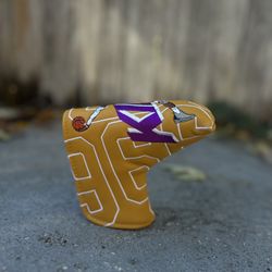 LeBron James Putter Headcover 