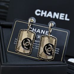 Women’s Letter Earrings 