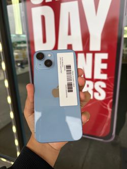 $85 to finance - Unlocked iPhone 14 (128GB)