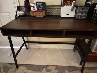 Wood and Metal Writing Desk with 4 compartments