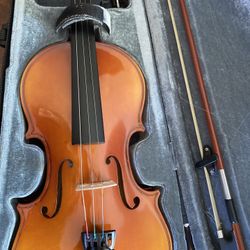 Gently Used Full Size Violin With Case