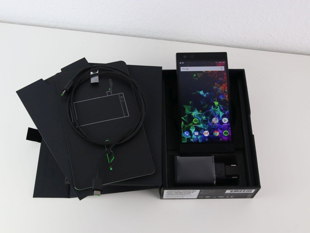 RAZER PHONE 2