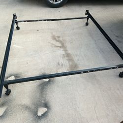Heavy Duty Queen Size Metal Bed Frame Only.