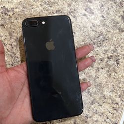 iPhone 8 Plus 