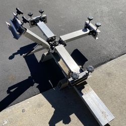 Silkscreening Press