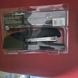 Swingline Chicago Bears 747 Business Gridiron  Stapler