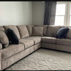 Stone Bovarian Ashley 3 Piece Comfort Contemporary Couch Sectional💥💥💥 Brand New 💯 Showroom Available ✅