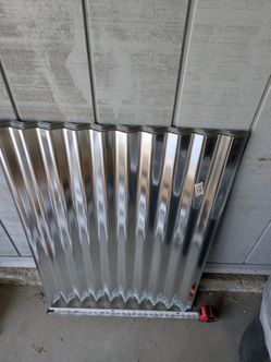 35 sheets 2.5" corrugated metal sheets (3 ft x 2.16 ft)