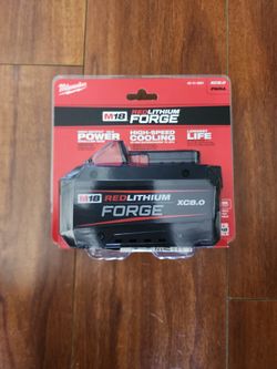 Milwaukee M18 XC8.0 RED LITHIUM FORGE BATTERY 