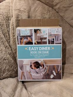 Regalo Easy Diner Hook-On Chair