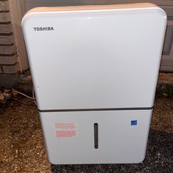Toshiba 50-Pint 115-Volt ENERGY STAR MOST EFFICIENT Dehumidifier