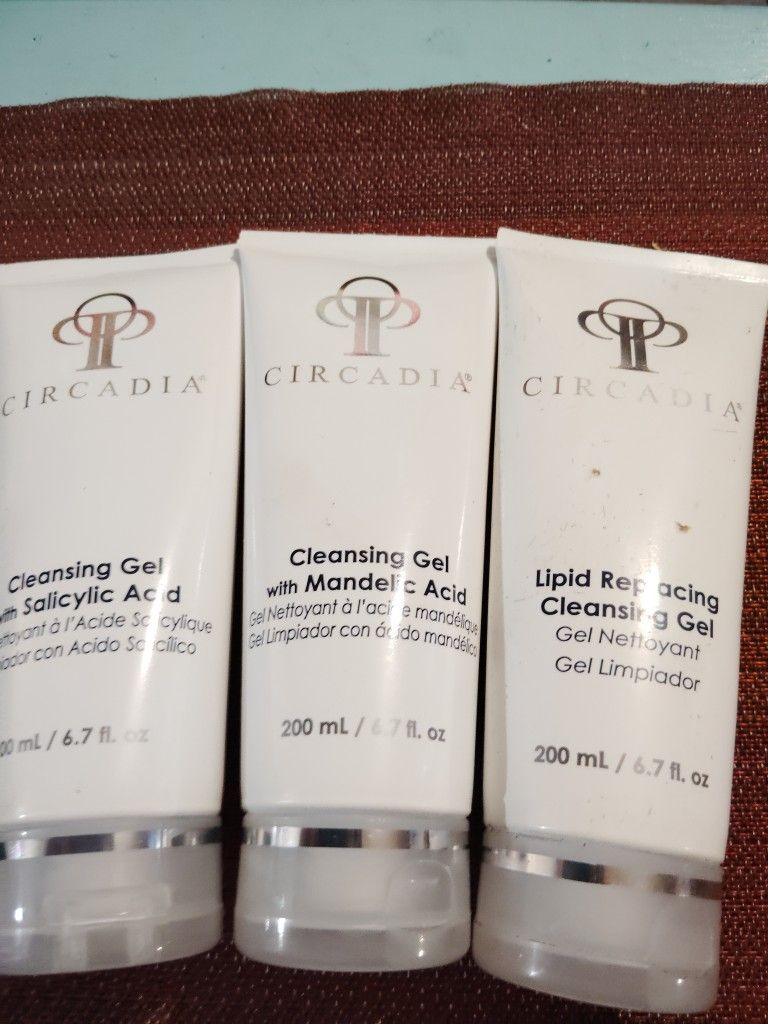 Cicada Cleansing Gel