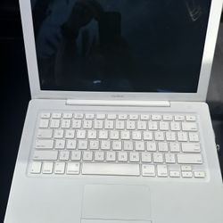 Apple MacBook 13inch 2007