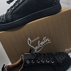 Men Shoes Size 8.5/9