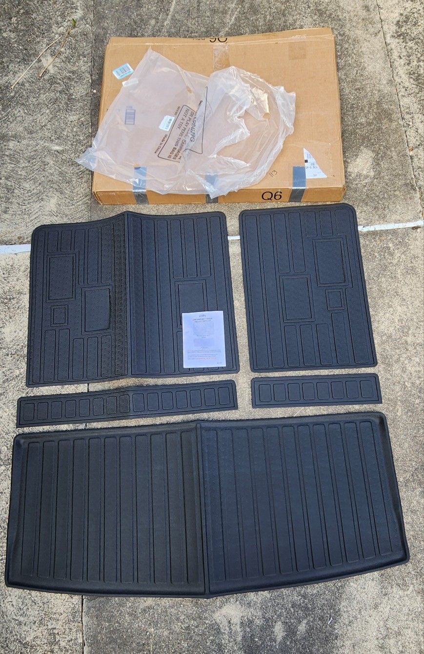 New 2022-25 Chevy Tahoe/GMC Yukon Backrest / Trunk Mats