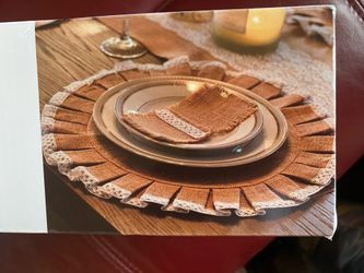 Junxia Round Placemats