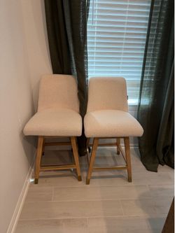 Counter height swivel stools