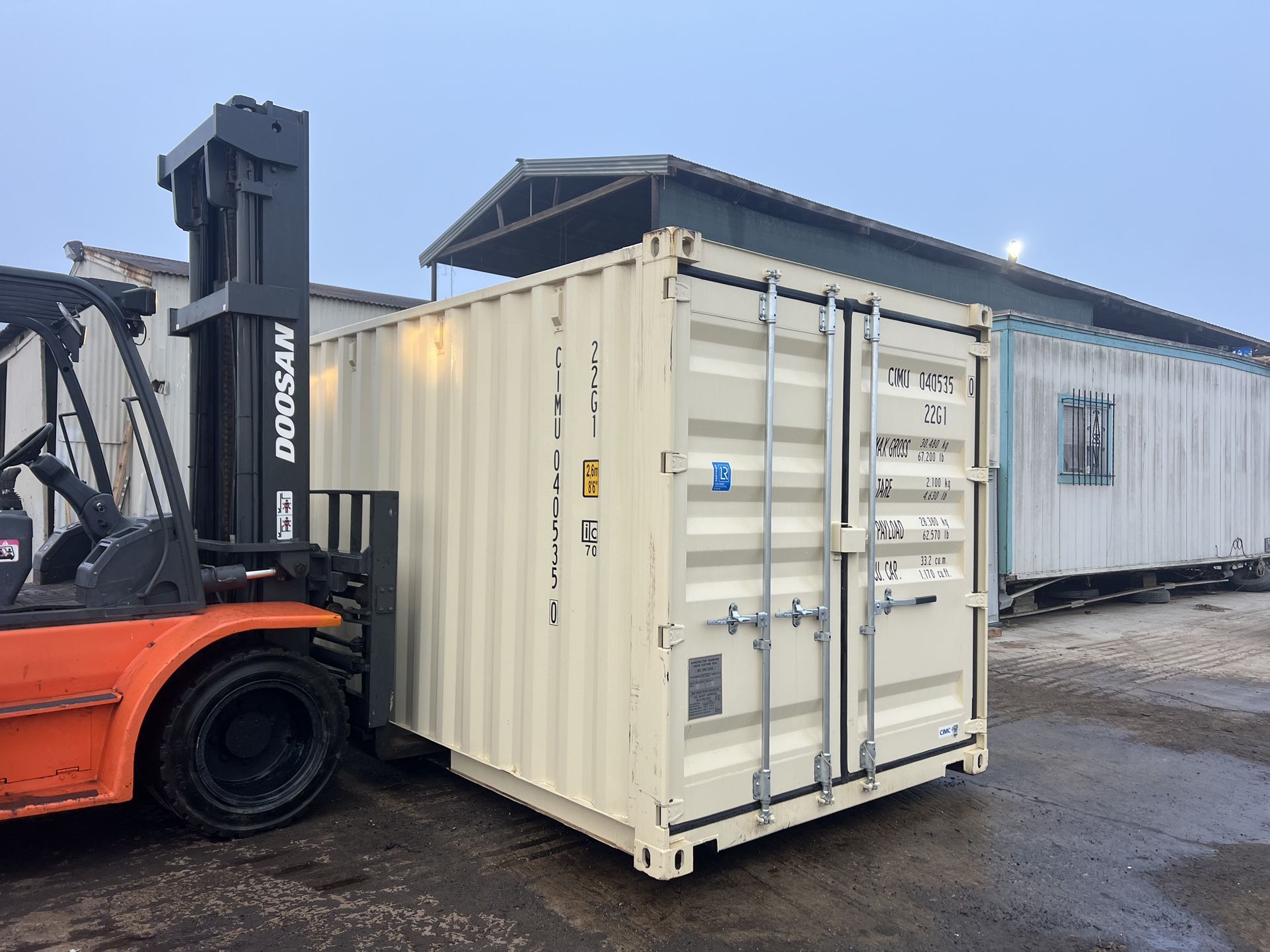 20 FOOT NEW 1-TRIP CONTAINER STD SHED,STORAGE,SHIPPING,CONEX