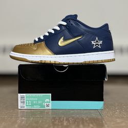 Supreme x Nike SB Dunk Low Size 11