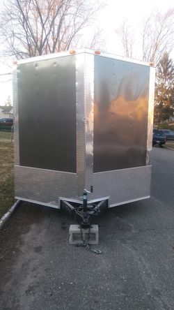 ENCLOSED VNOSE TRAILERS STORAGE MOVING MOTORCYCLE CAR