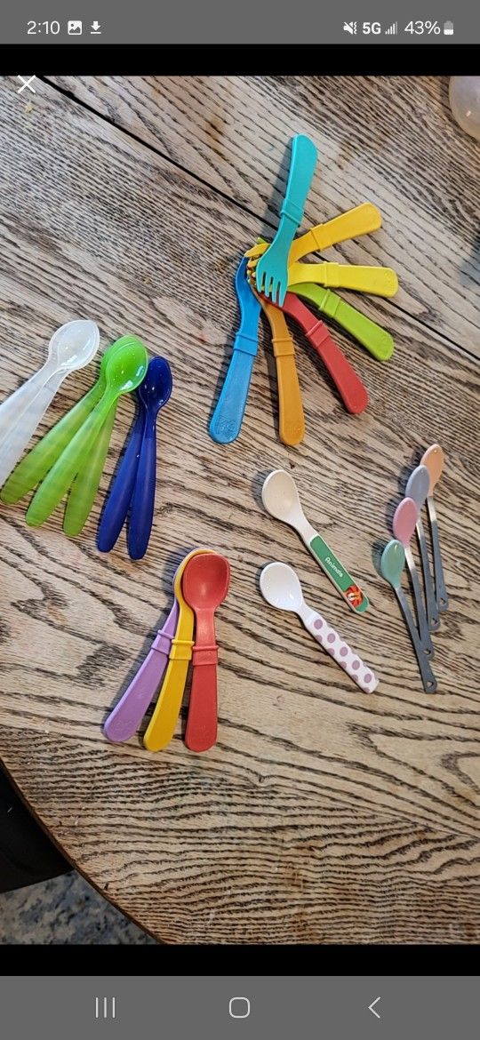 Assorted Baby Utensils