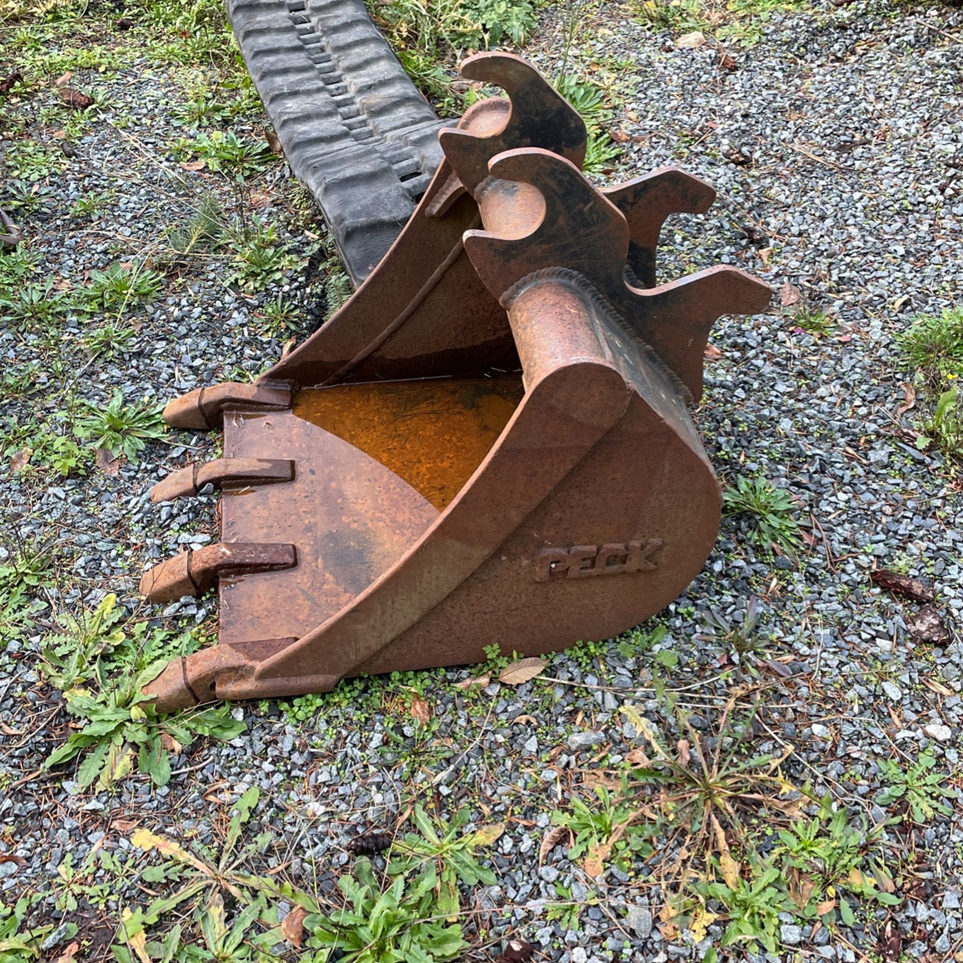 Mini Excavator Bucket 24 “