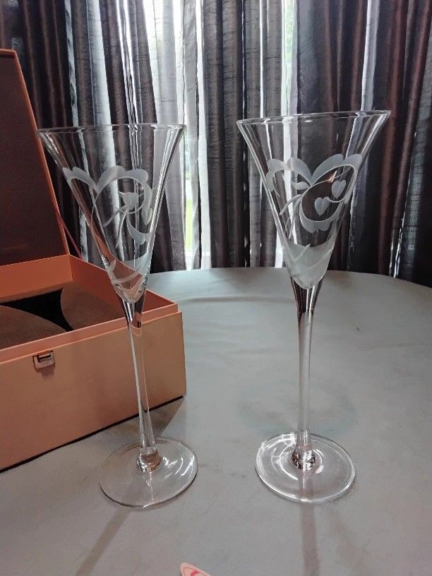 Waterford Crystal Toasting Flutes"Yours Truly Collection"