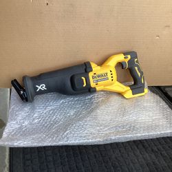 DEWALT XR POWER DETECT 20-VOLT MAX VARIABLE SPEED BRUSHLESS CORDLESS RECIPROCATING SAW ( TOOL ONLY )