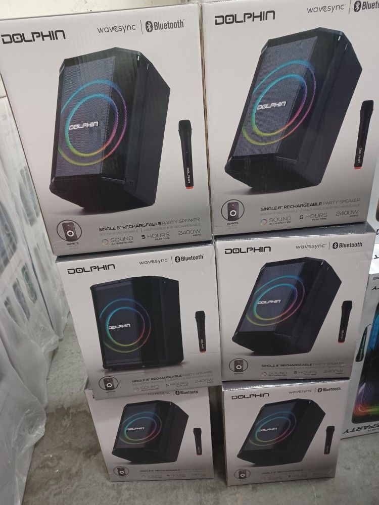 Excellent Gift π Item. Loud Compact Bluetooth Party Speaker. Free Wireless π€