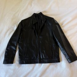 Black Genuine Leather Jacket – Size 42 (Excellent Condition)