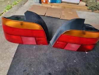 1998 bmw i528  rear taillinligt