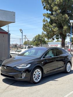 Tesla Model X P90D Free Supercharging