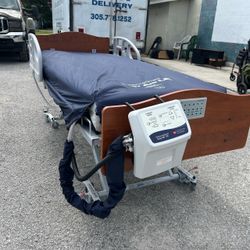 Span America Advantage ReadyWide Electric Hospital Bed with PressureGuard Easy Air LR Mattress & Pump - Like New