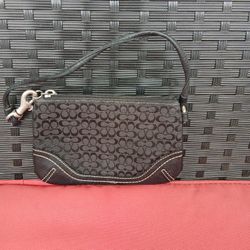 Vintage Coach, Y2K Black Signature C Wristlet 