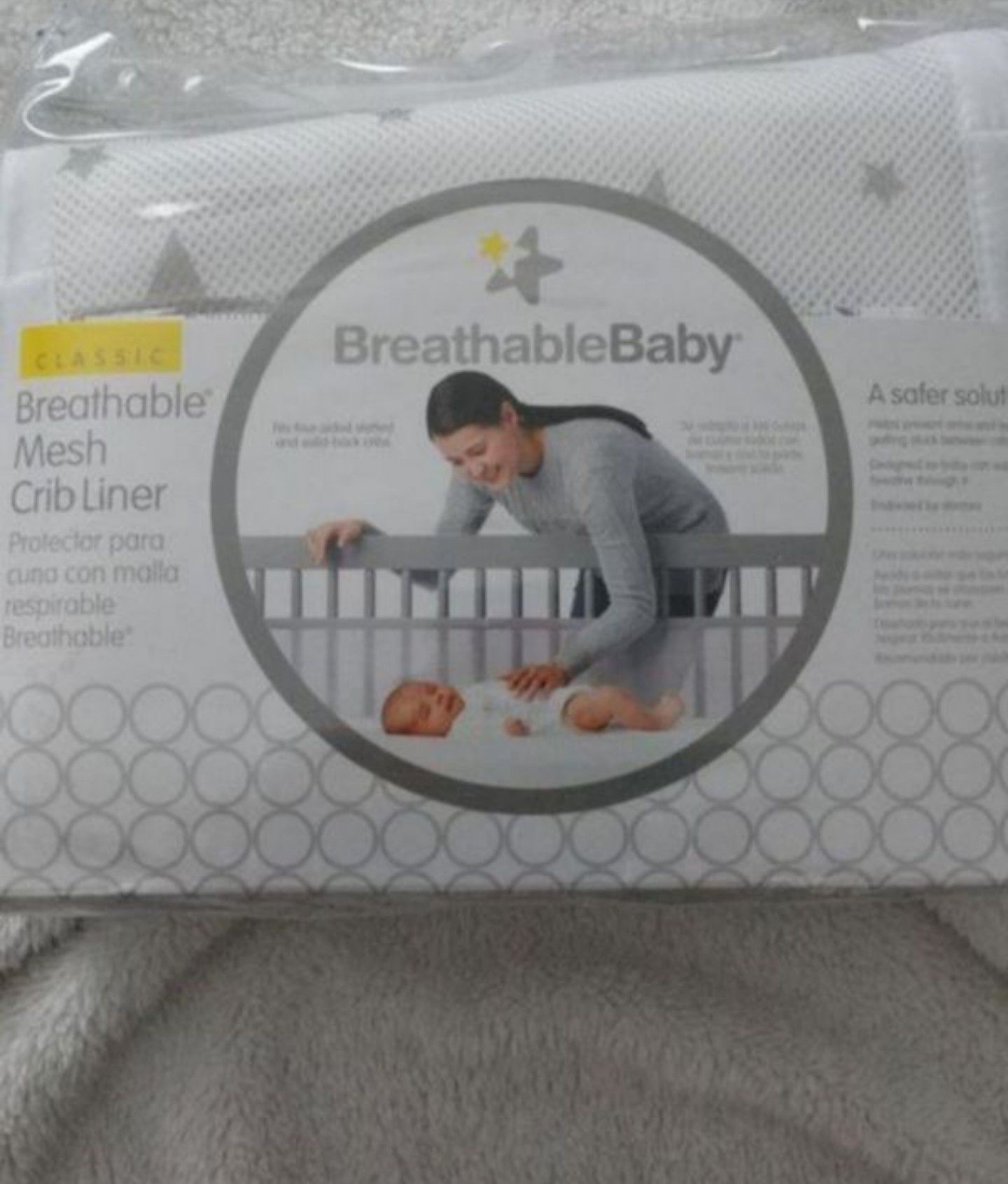 Breathable mesh crib liner