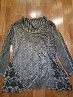 Women's sweater