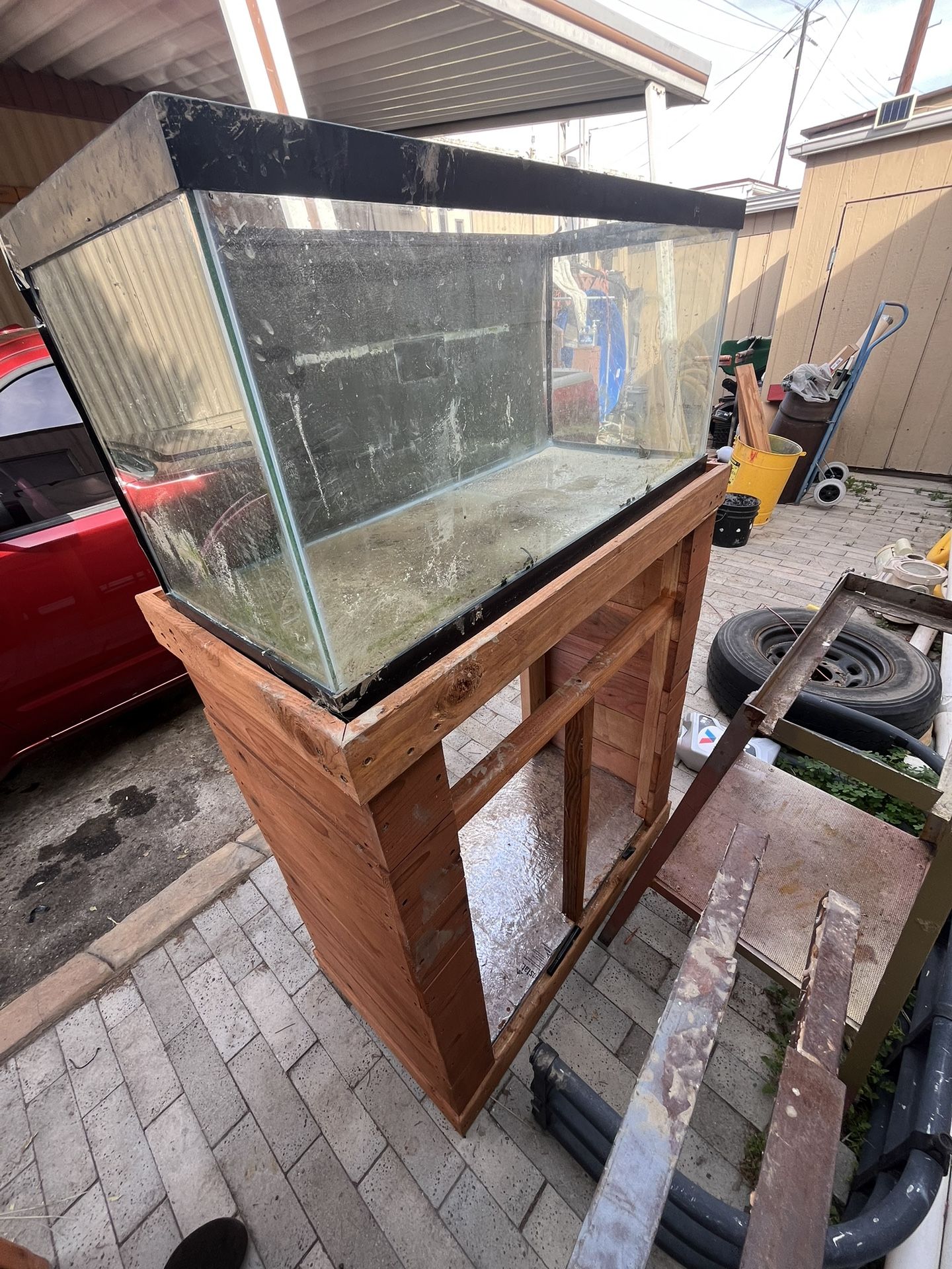 35 Gal Fish Tank And Stand