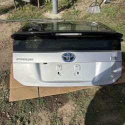 Parts  Liftgate Prius 2013 