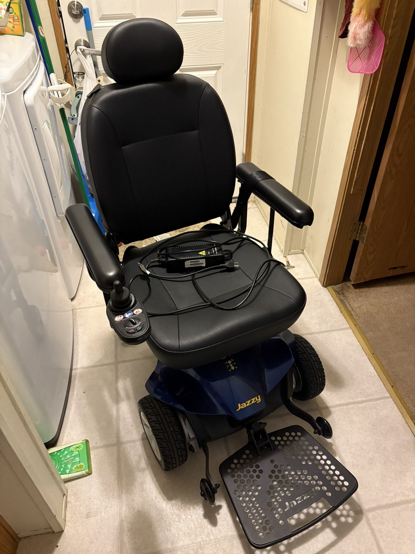 Jazzy Elite ES Electric Wheelchair (2021)