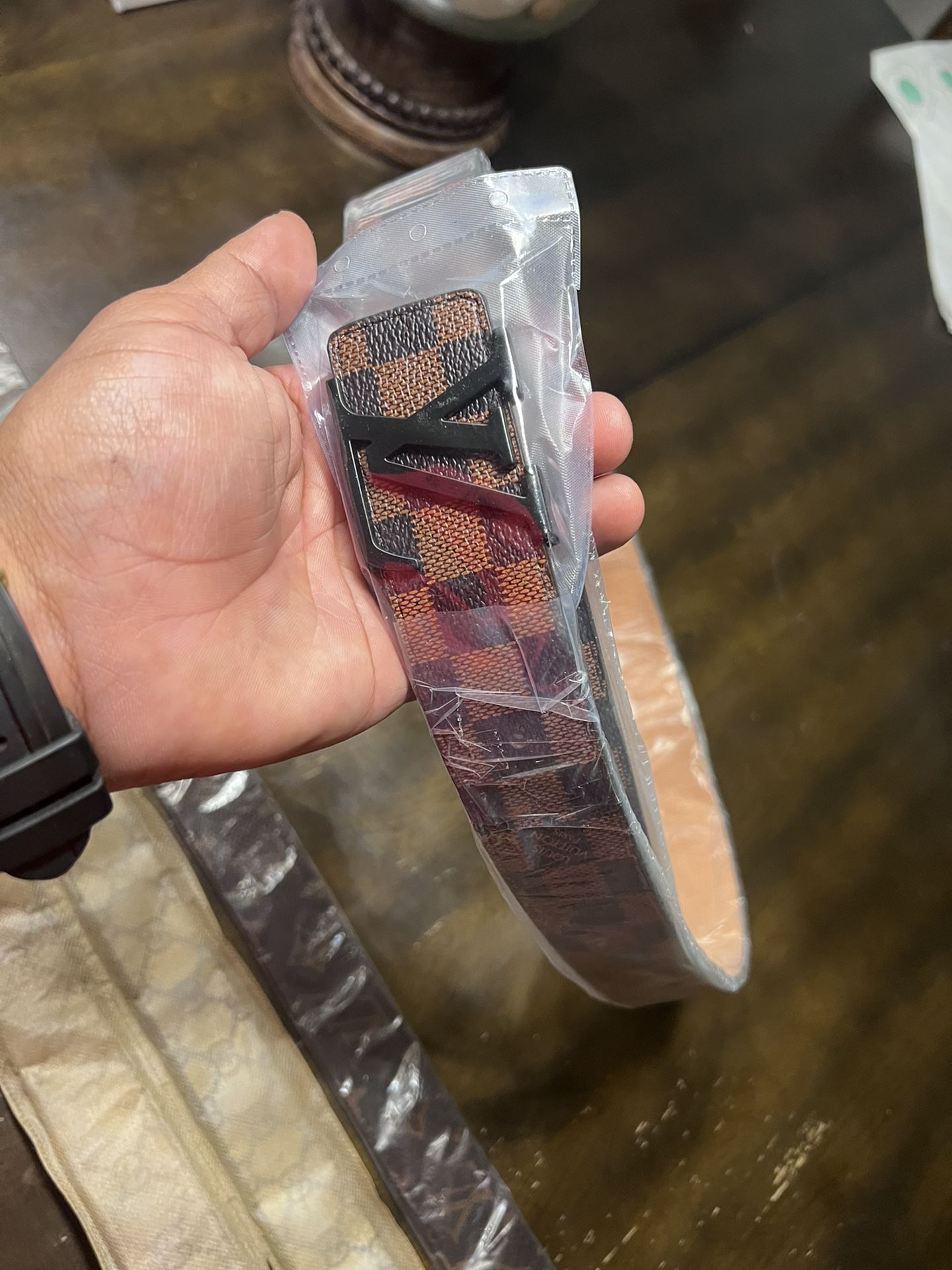 Looking for gucci or LV belt in EL PASO TX area 62bd0d3e62b24fc4b7c7dd61ba18a1  main image 2