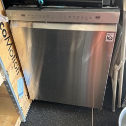 LG Stainless Steel Dishwasher Front Control With 8 Year Warranty 